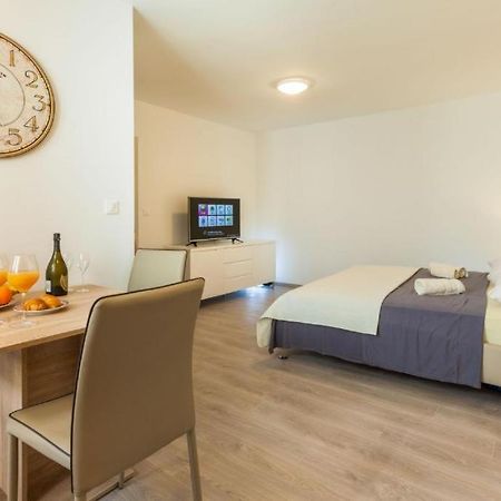 Apartments & Room Rollex Split Ngoại thất bức ảnh